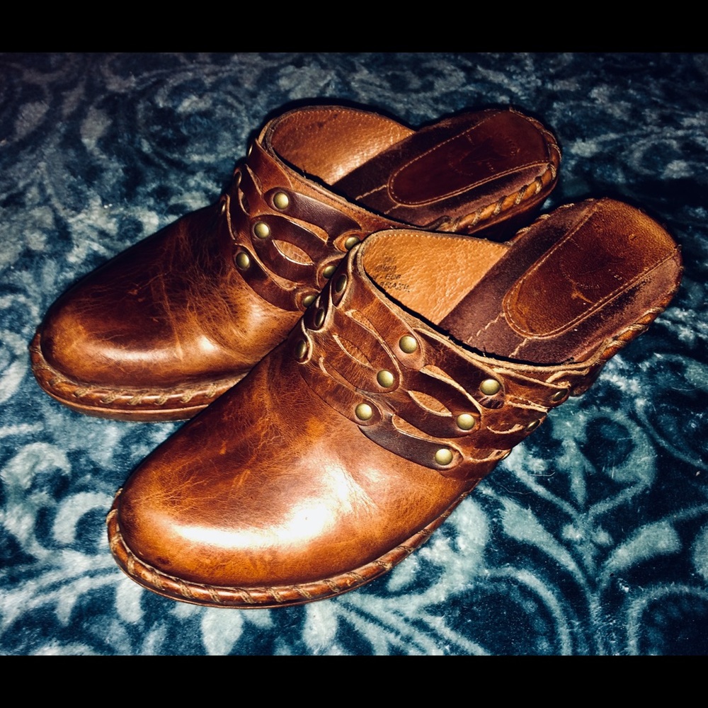 Frye Charlotte clogs